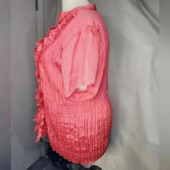 Lane Bryant Plus Size 26/28 Coral Peach Button Down Dress Shirt Pleated - Picture 2 of 7